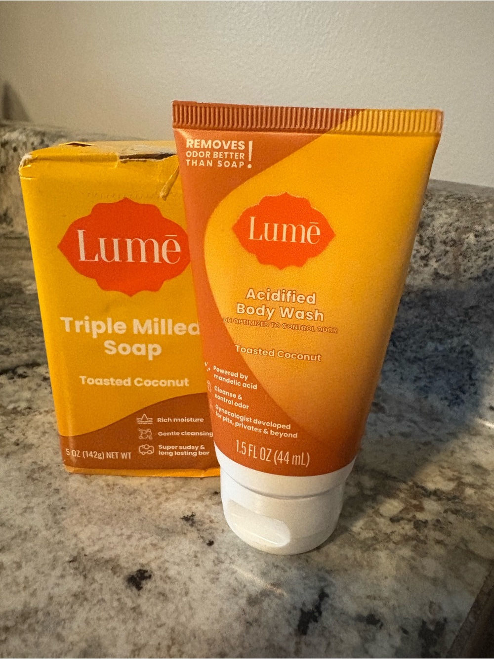 Lumē Toasted Coconut Acidified Body Wash - new/sealed